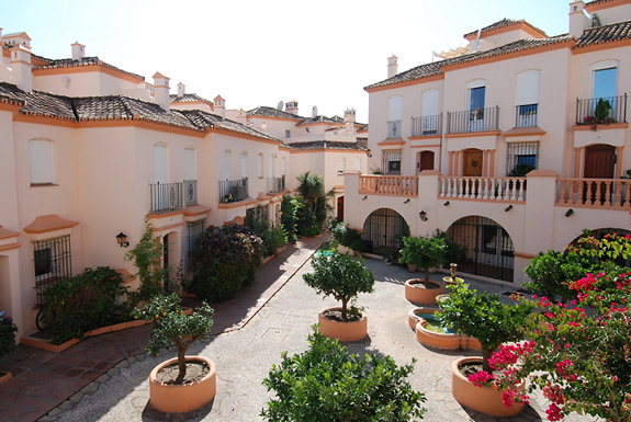 The Belgravia Club - holiday apartments for rent, Estepona, Spain