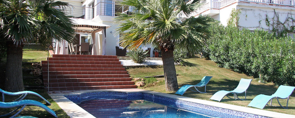Casa Monaco Contemporary 4 Bed Sea View Holiday Villa Estepona