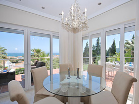 Elegant dining at Casa la Colina, Estepona holiday villa
