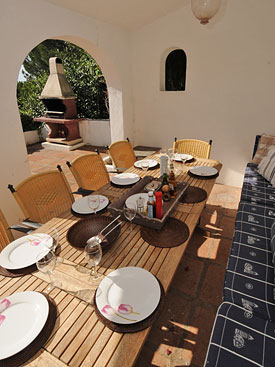 Al fresco dining in the casita at Los Gemelos, Mijas