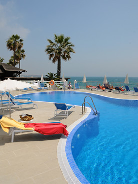 The fabulous pool at Dominion Beach holiday apartment for rent, Estepona, Spain